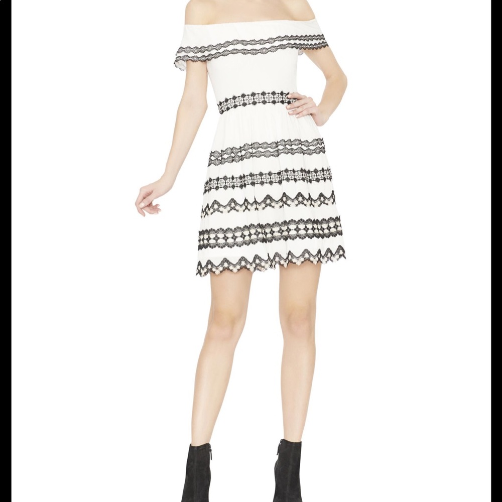 Alice olivia off shoulder lace dress